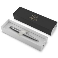 Подарочный набор: Коробка + Шариковая ручка Parker JOTTER 17 16 132 + Блокнот Axent Partner I'm Ukrainian Черный 8308-01-A-UKR